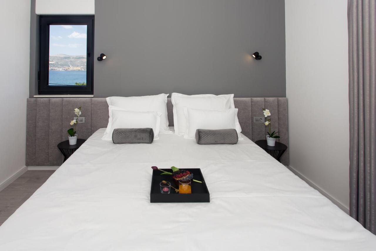Beachfront House Olbia With Private Parking Trogir Exteriér fotografie