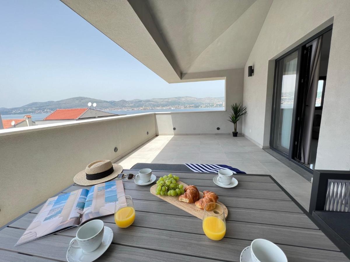 Beachfront House Olbia With Private Parking Trogir Exteriér fotografie